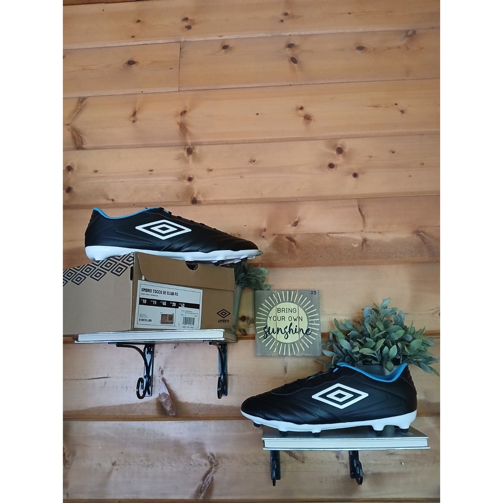 umbro Tocco III Club FG. Size 11 US. Black, White, Teal Soccer Futbol EU10 BRL43